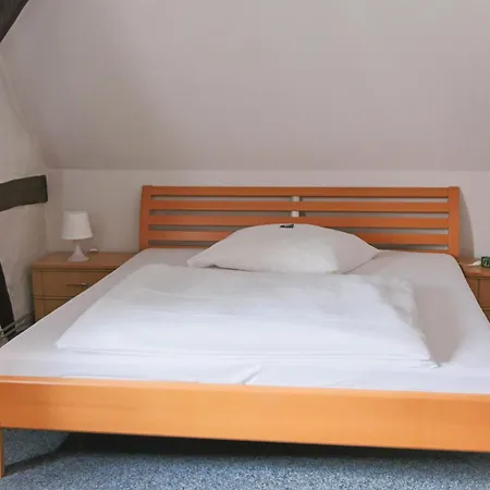 Haus Landgraf بيت ضيافة 2*